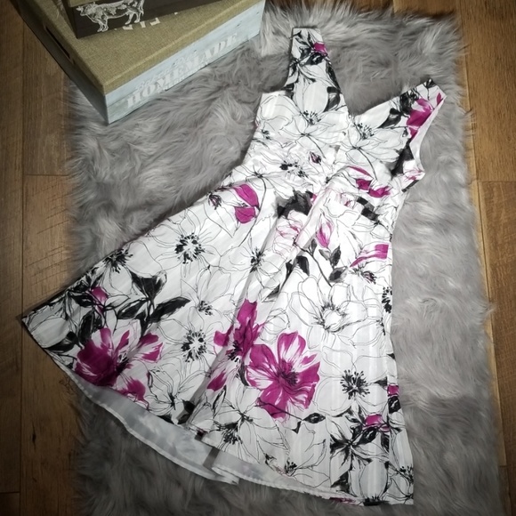 Robbie Bee 6P floral dress - Picture 6 of 8